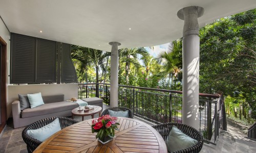 Tropical Suite
